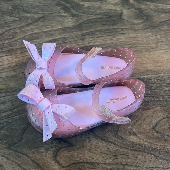 Mini Melissa - Picture 2 of 4